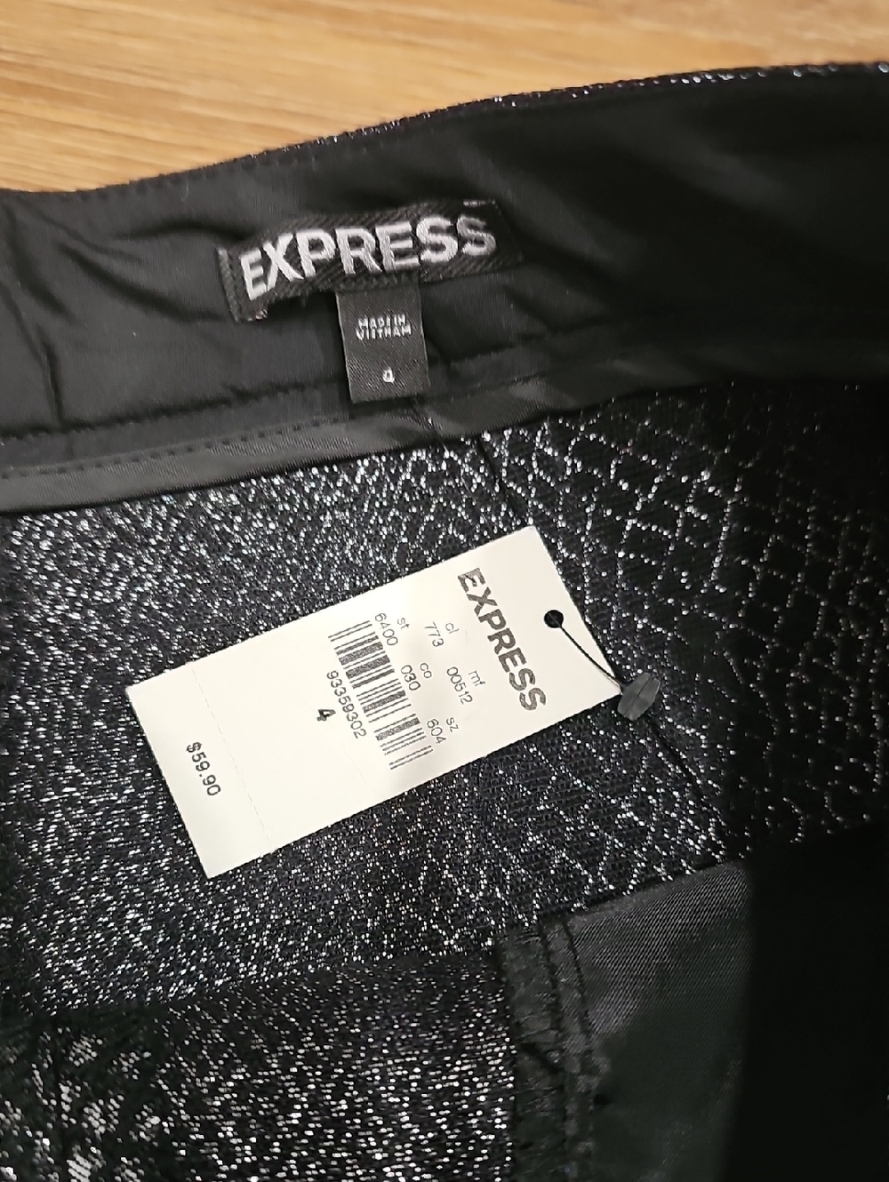 Express Skort - Picture 4 of 8
